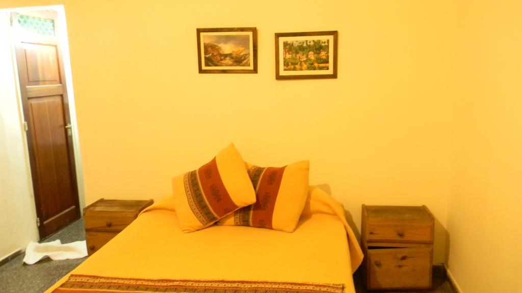 Punto Urbano Hostelメンドーサ 部屋 写真