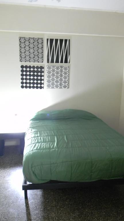 Punto Urbano Hostelメンドーサ エクステリア 写真